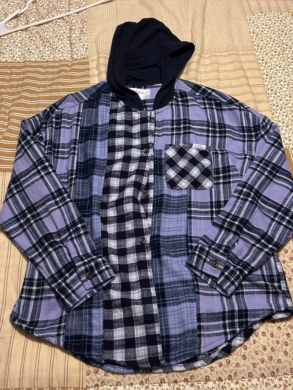 Black and purple justice flannel button up shirt jacket size Youth XL 16/18